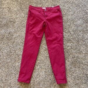 Fuschia pants with front pockets.